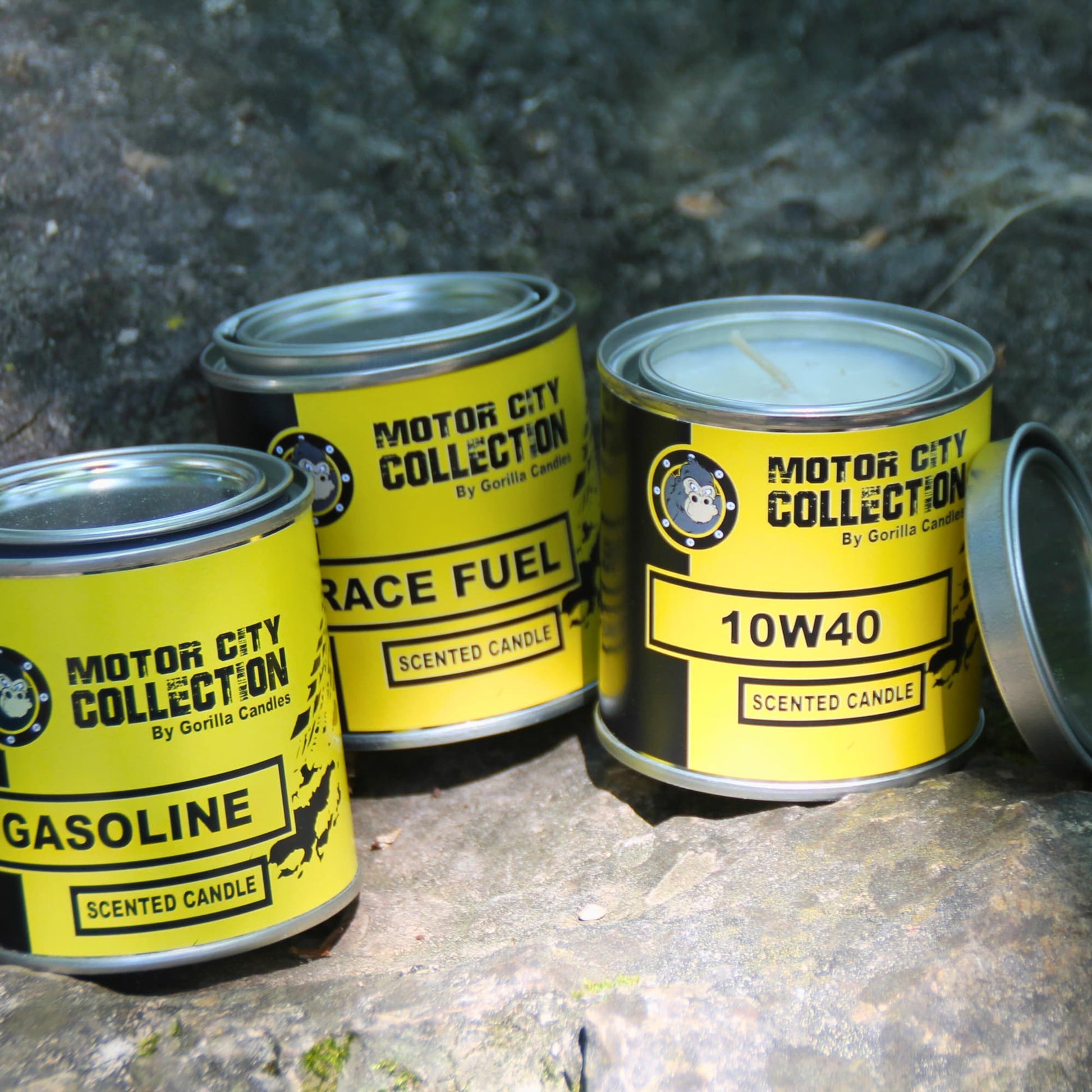 Ensemble de trois bougies parfumées à la cire de soja, 230g, parfums 10W40, Race Fuel et Gasoline.