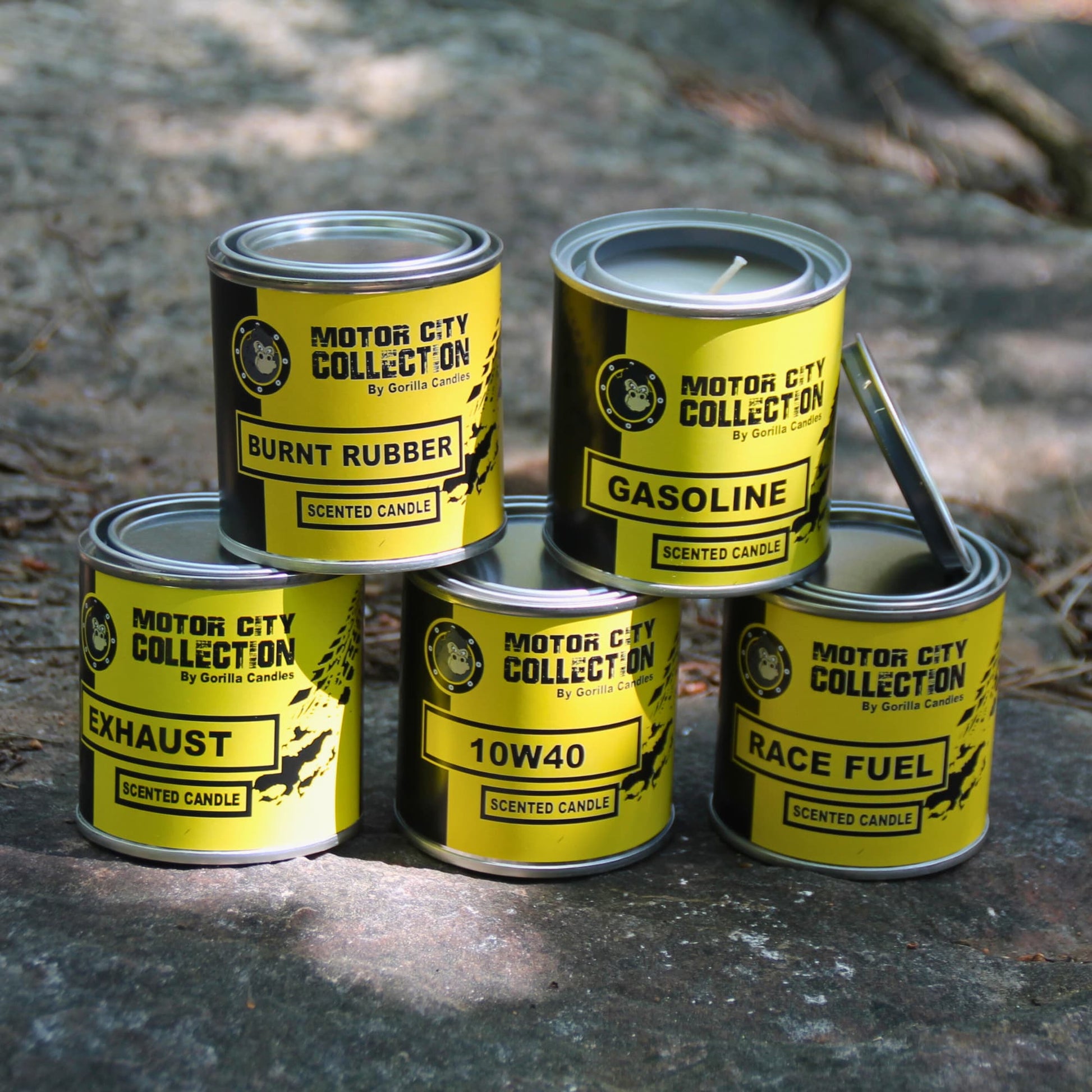 Gamme de bougies parfumées à l'ambiance mécanique.