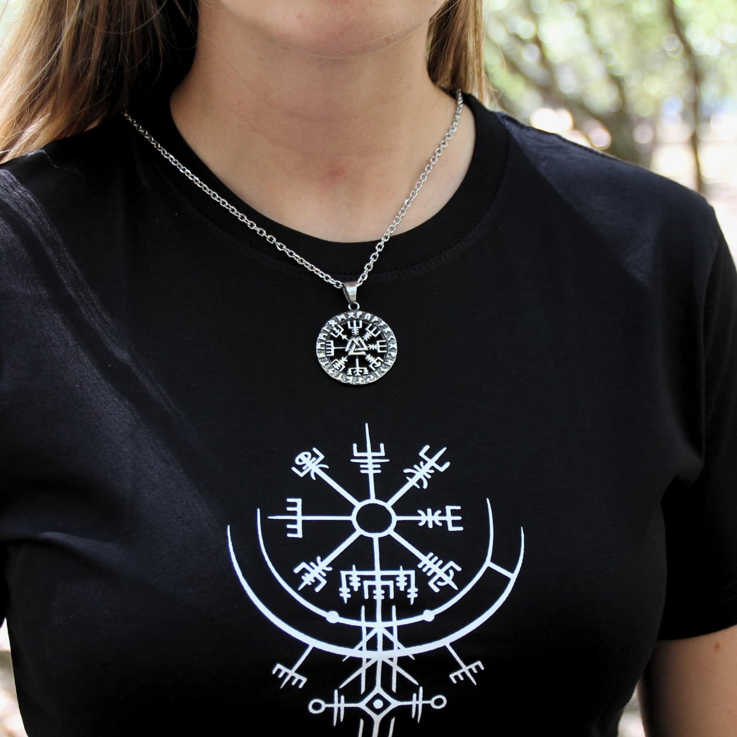 Collier motarde acier inoxydable boussole viking Vegvisir