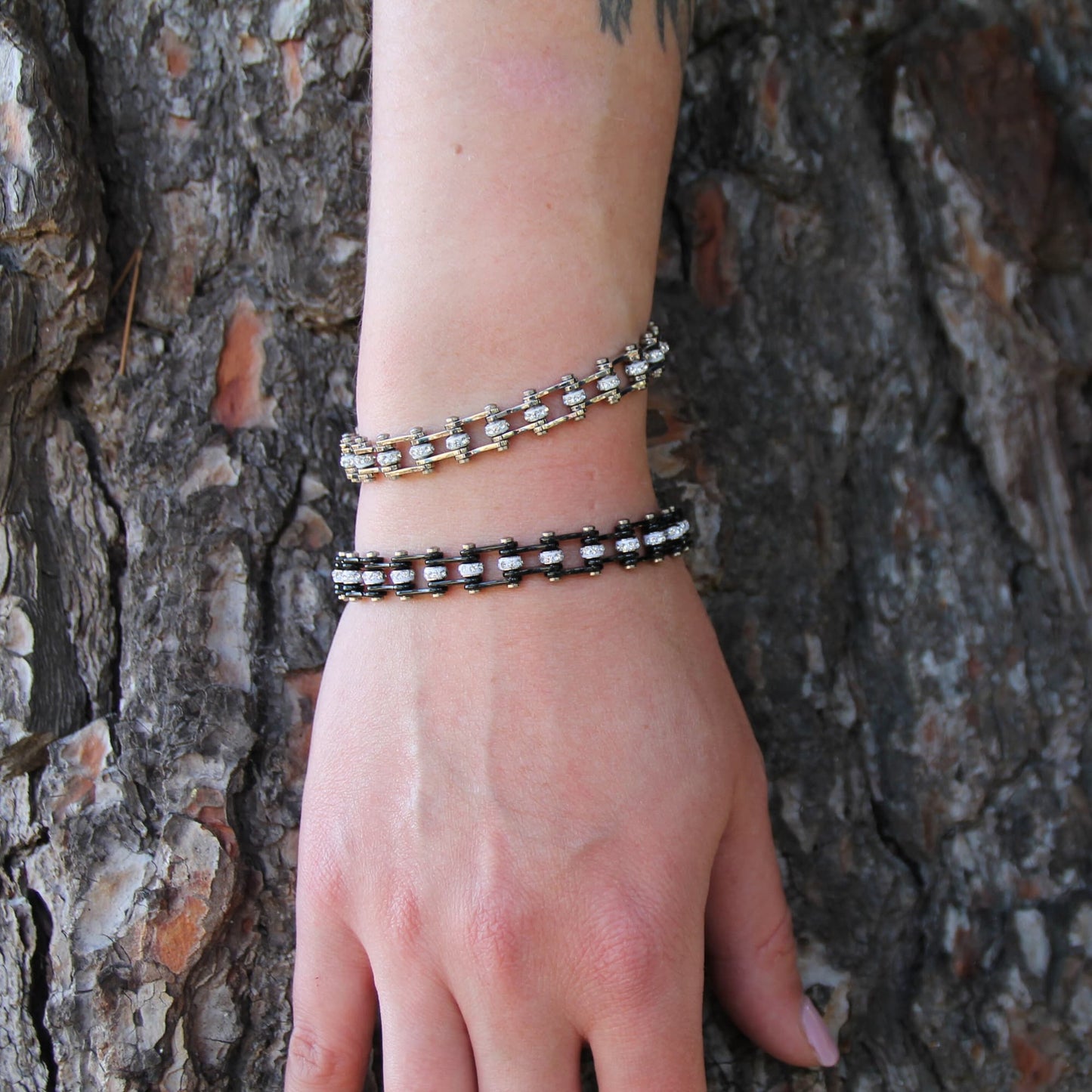 Duo de bracelets femme mini's en acier inoxydable et zircons.