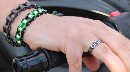 Bijoux moto : bagues, bracelets et colliers pour motards