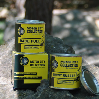 Bougies parfumées à la cire de soja, 230 grammes, senteurs essence de compétition et pneu brulé.