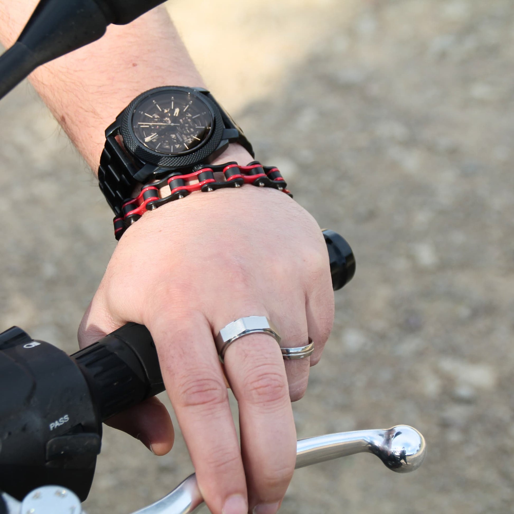 Bague boulon pour motard. En acier inoxydable