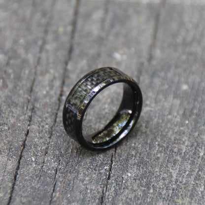 bague acier inoxydable et carbone finition noire. Bijou motard