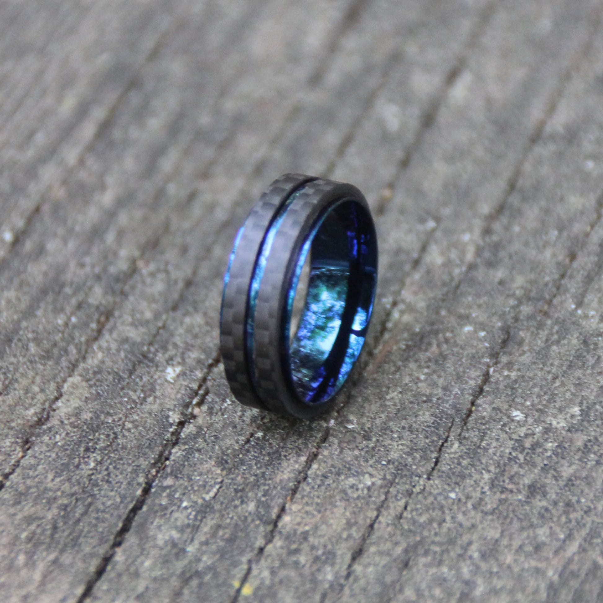 Bague acier inox carbone bicolore bleu idée caadeau bijou motard