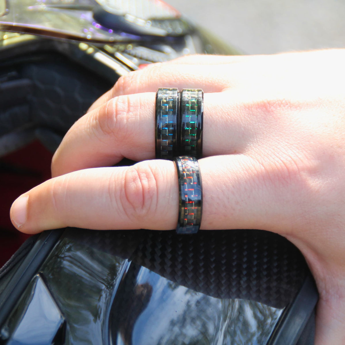 Trio de bagues motard en acier inox noir et fibre de carbone colorée rouge vert ou noir