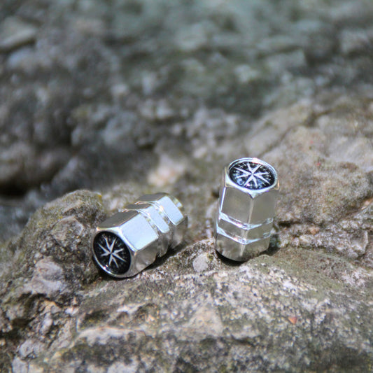 Bouchons de valve de moto originaux au design Rose des Vents. Cadeau motard parfait pour passionné de roadtrip.