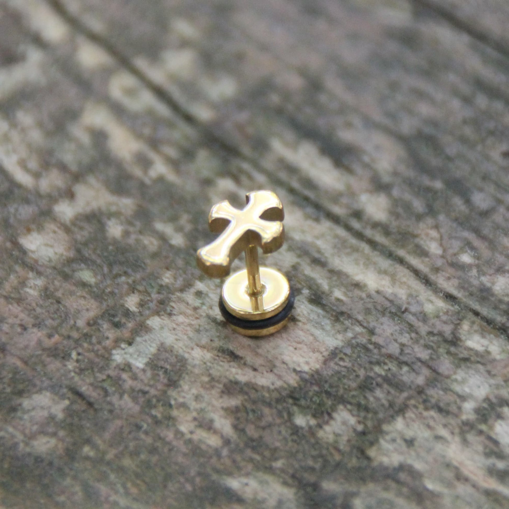 Boucles d'oreilles croix acier inox doré