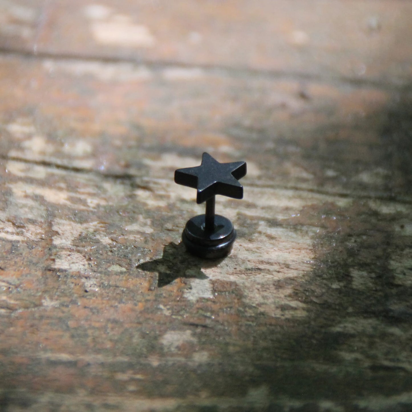 Boucles d'oreilles en acier inox noir en forme d'étoile