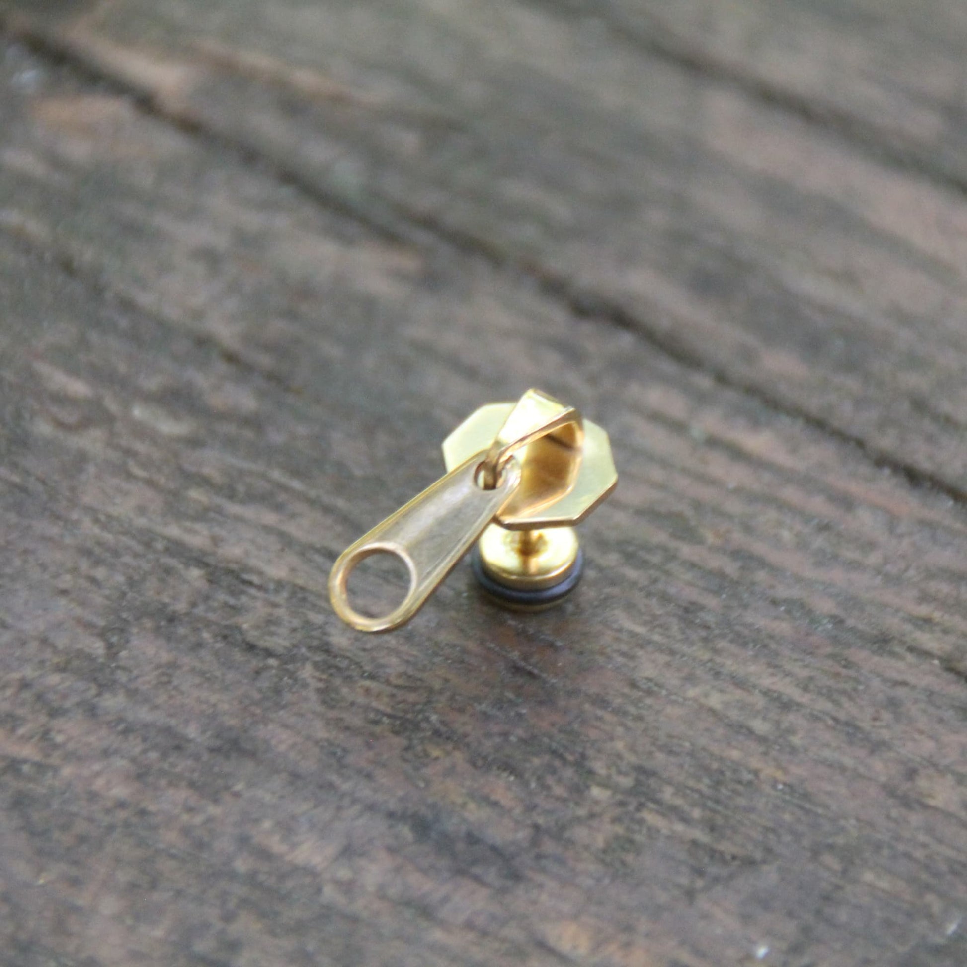 Boucles d'oreilles zip fermeture eclair en acier inox dorée