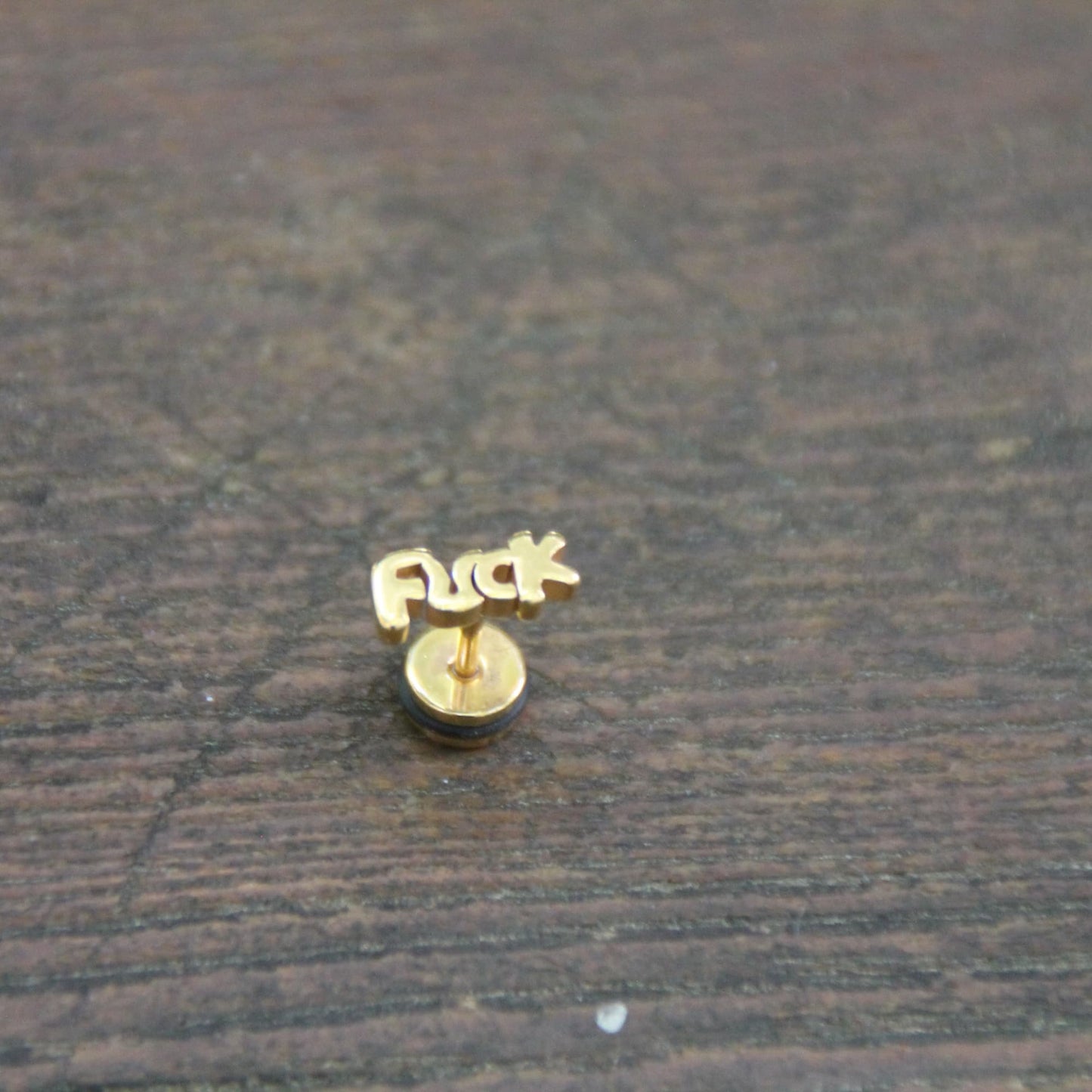 Boucles d'oreilles fuck en acier inoxydable doré. Cadeau parfait pour motard et motarde
