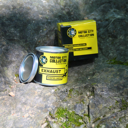 Bougie de 230g en cire de soja avec parfum original pot d’échappement.