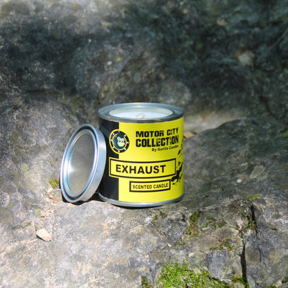 Bougie artisanale en cire de soja, poids 230g, parfum exhaust (pot d'échappement).