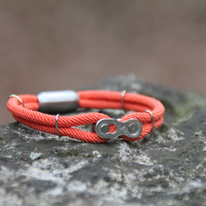 Bracelet cordon maillon de chaine aimanté couleur corail