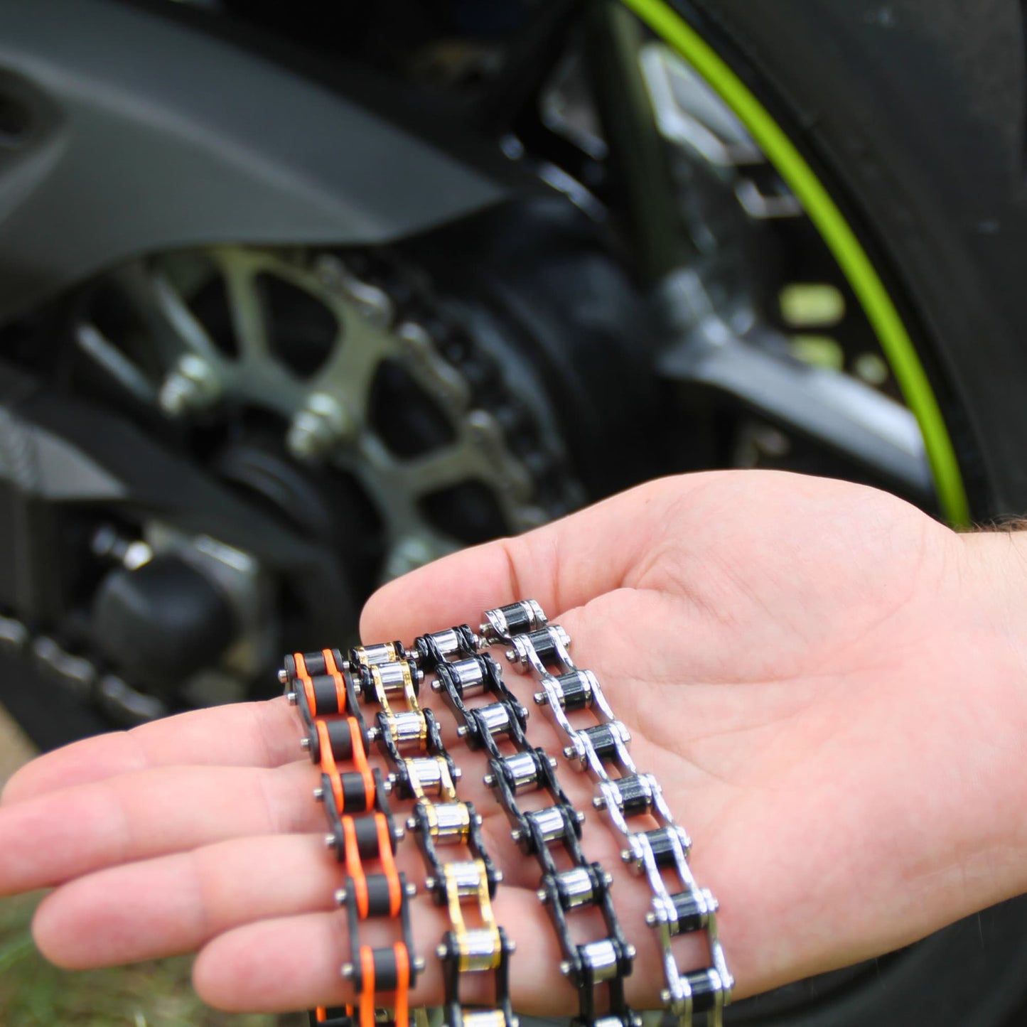 Bracelets chaine de moto en acier inoxydable.
