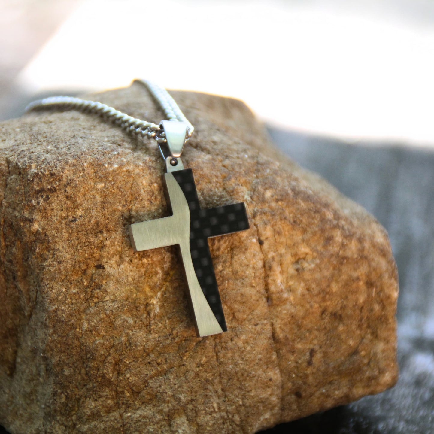 Collier mi carbone mi acier inoxydable