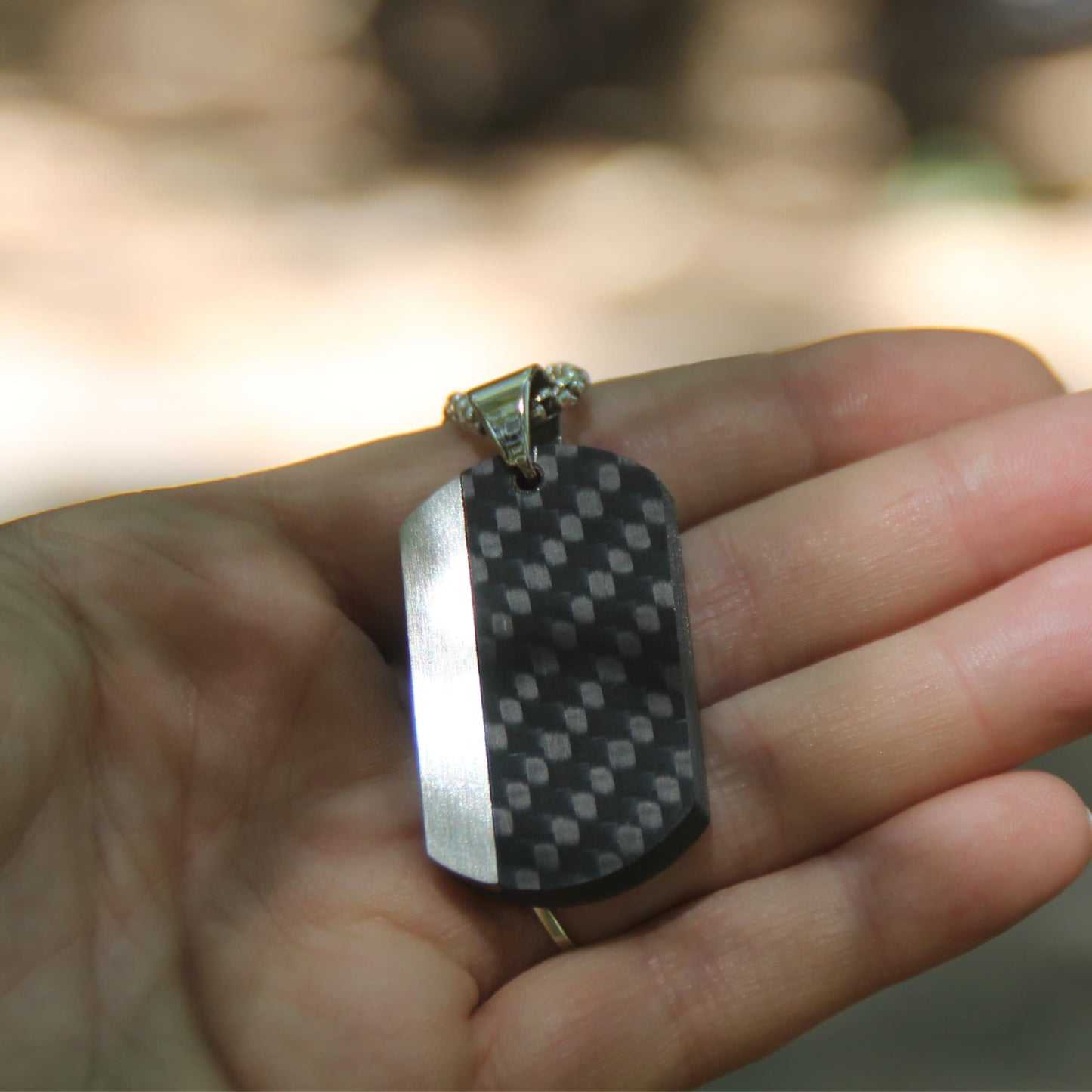 Collier motard avec plaque acier et carbone