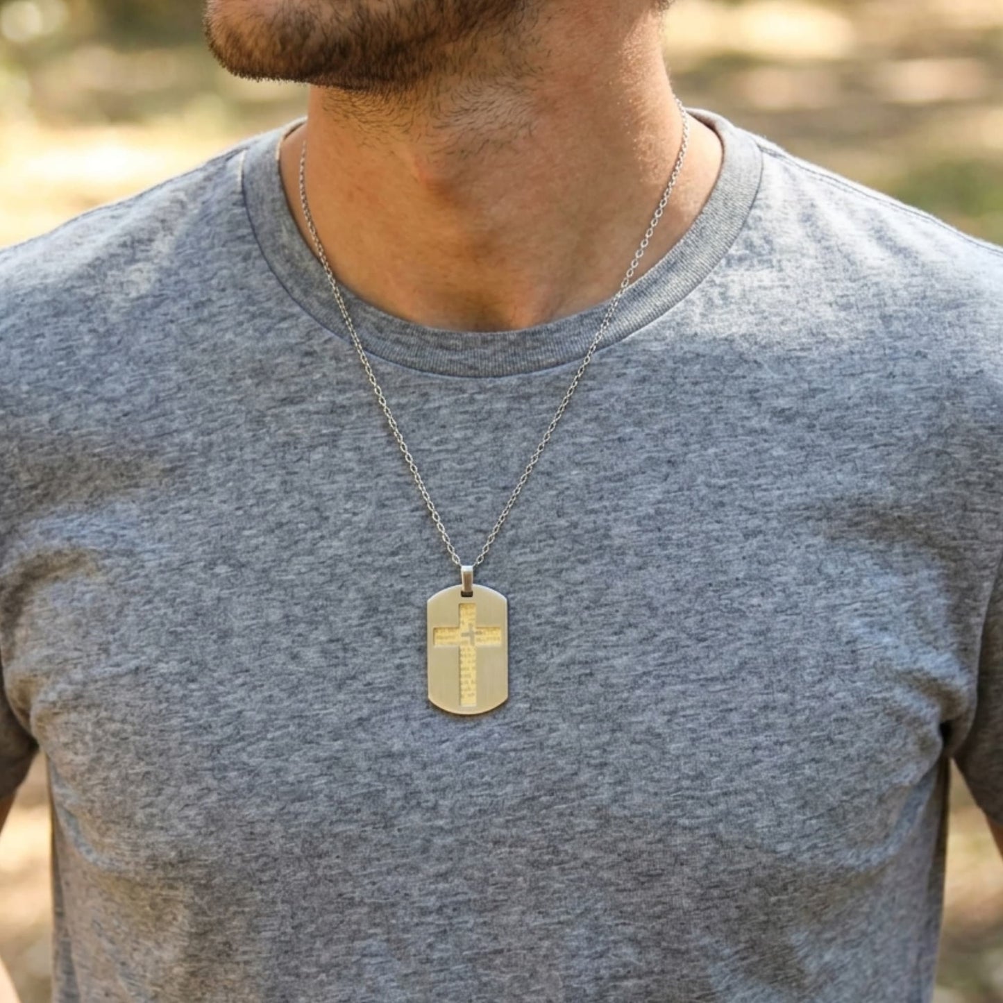 Bijou motard. Collier plaque militaire acier inox brossé croix et priere