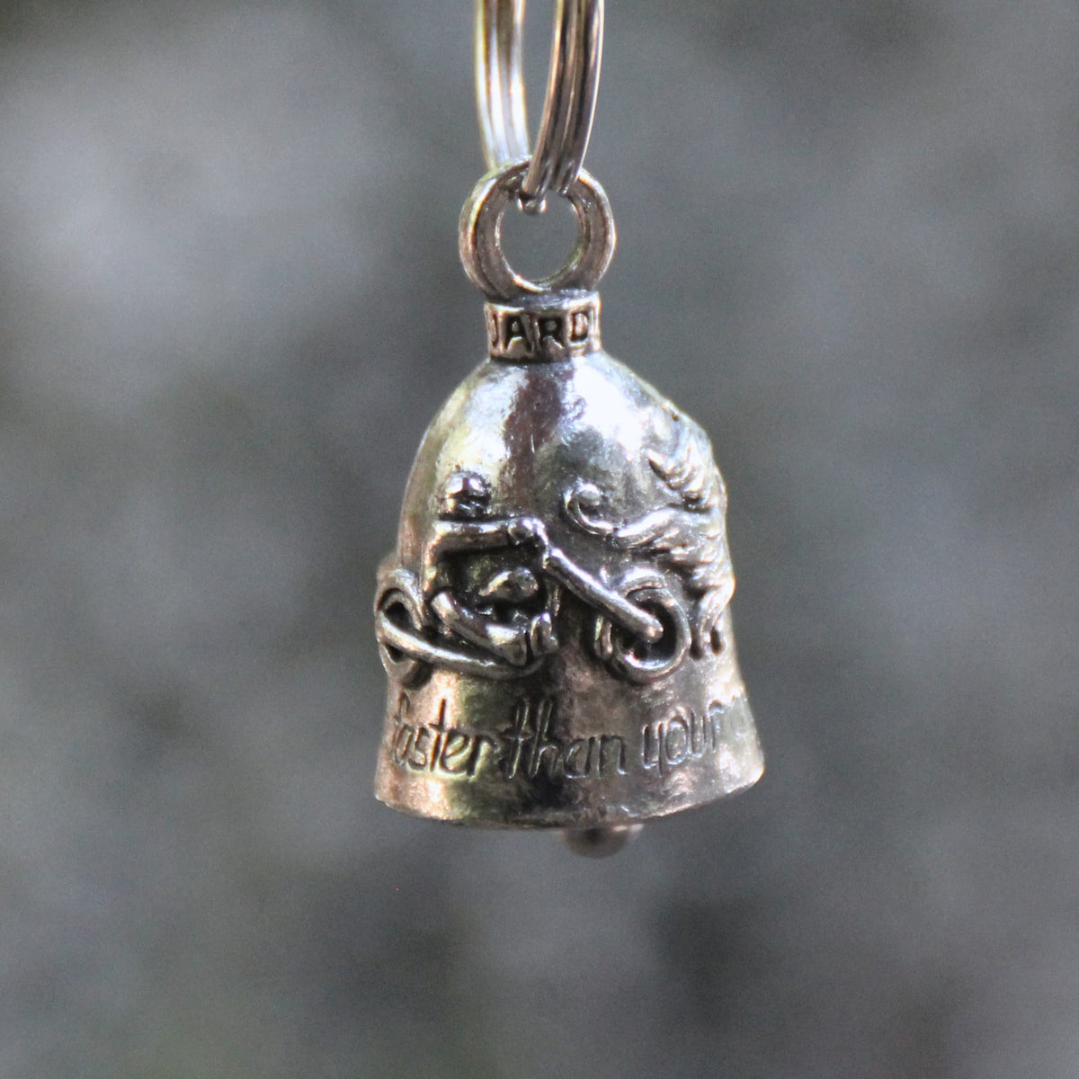 Guardian Bell en étain, devise « Never Ride Faster Than Your Angel Can Fly » inscrite sous le motif