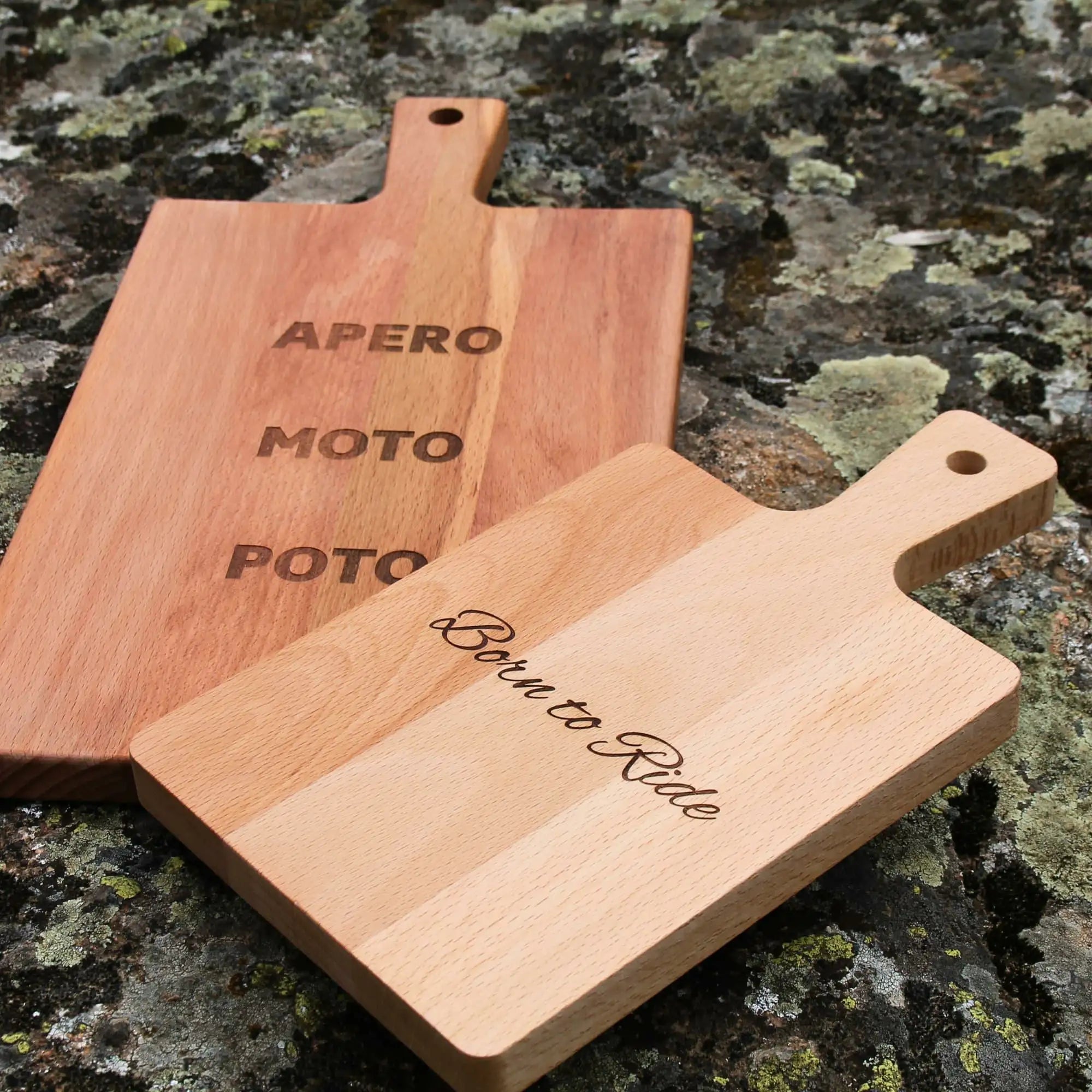 Planches à découper en bois avec gravure spéciale motards ! Born to ride ou Apero moto Poto, idée cadeau parfait pour passionné de moto