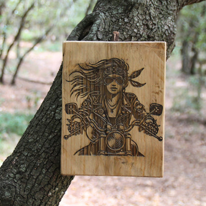 Tableau décoratif bois gravé pour motarde