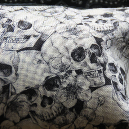 Gros plan sur le tissu polyester imitation lin de la pochette motarde