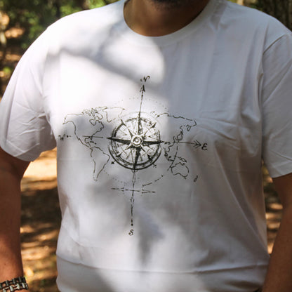 Tshirt biker unisexe blanc avec design boussole voyageur