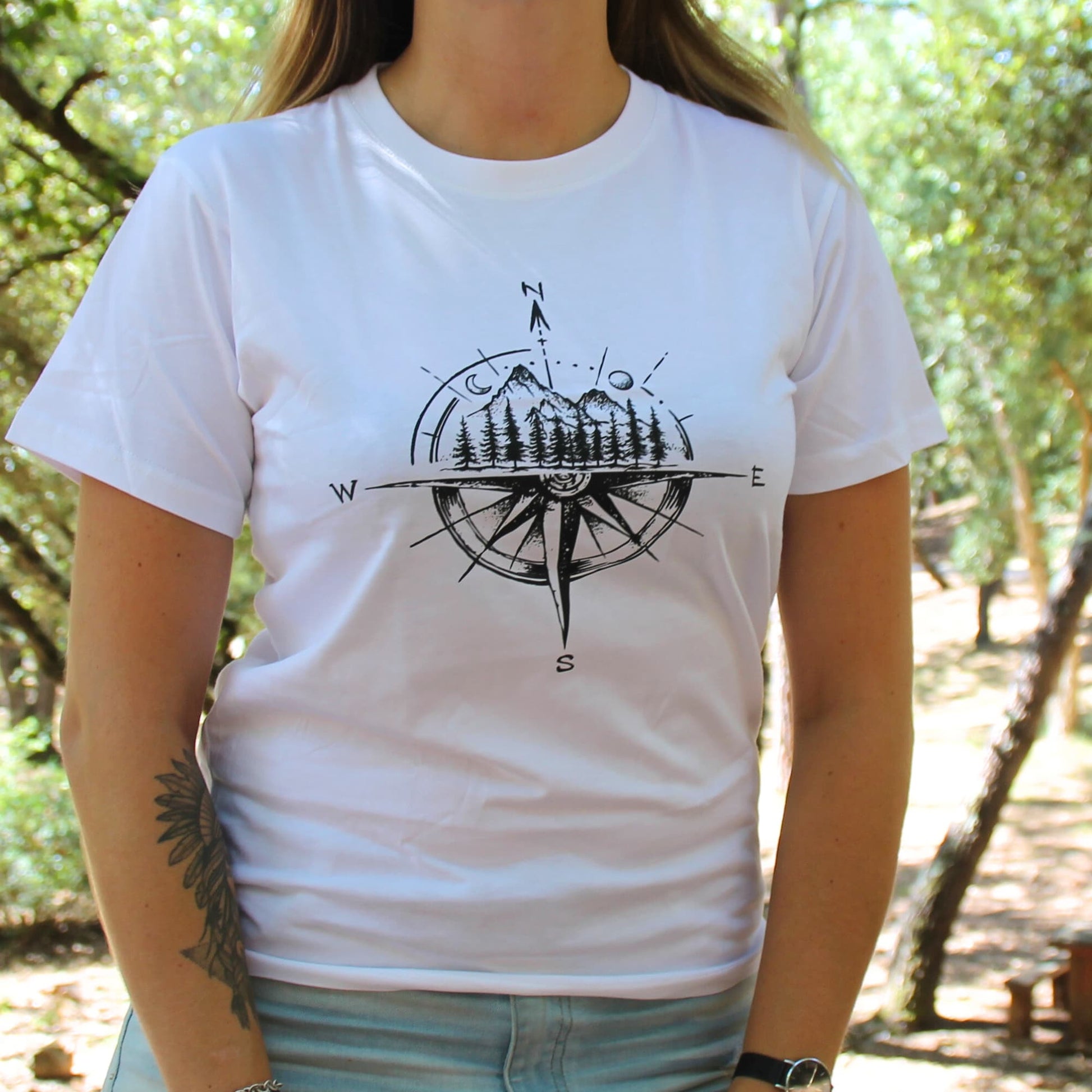 Tshirt biker femme blanc coton motif aventure et montagne