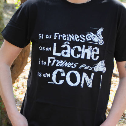 T-shirt motard original avec phrase décalée sur le freinage. Un cadeau parfait pour les passionnés de deux-roues et de sensations fortes.