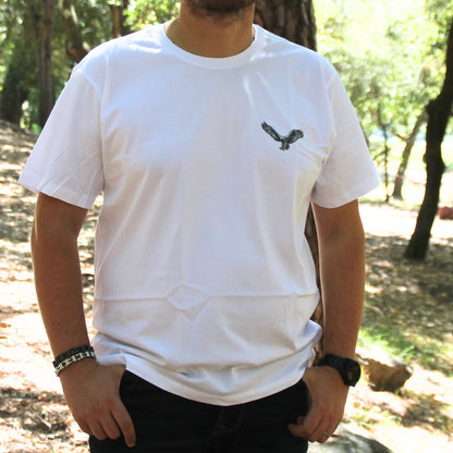 Tshirt biker unisexe blanc avec petit aigle côté cœur