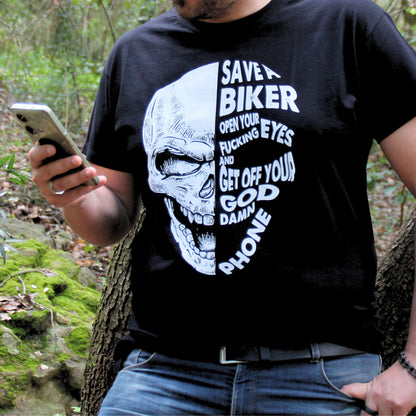 T-shirt homme avec message de prévention routière "Save a Biker – Open your fucking eyes and get off your damn phone".